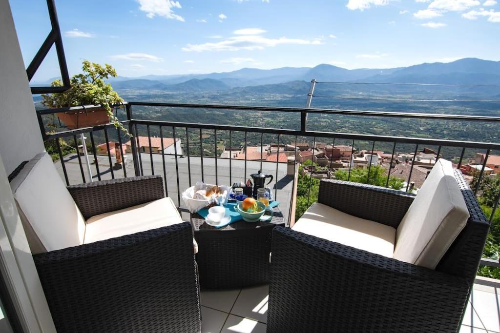 Window On The Ogliastra Apartment In Baunei Exterior foto